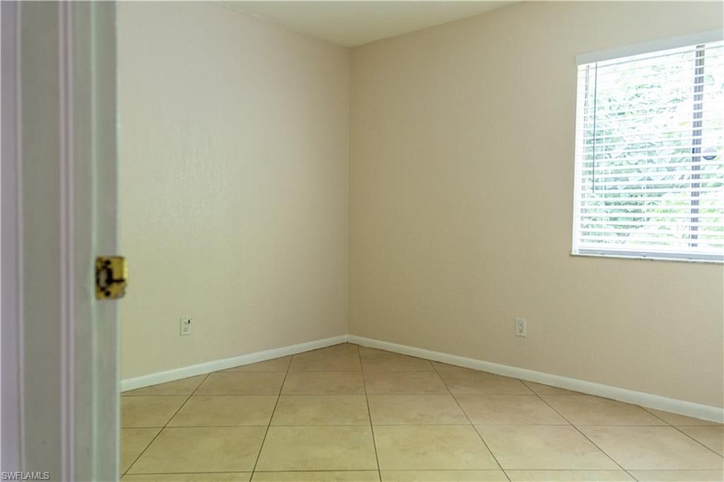4627 Bayshore Dr , Unit I-4, Naples, FL 34112 Photo