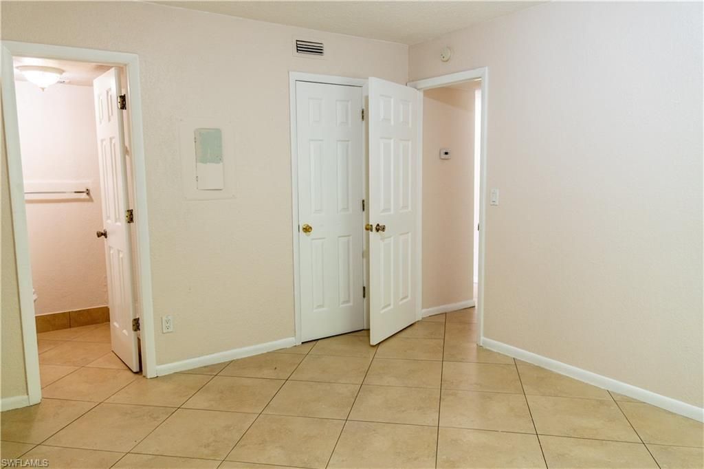 4627 Bayshore Dr , Unit I-4, Naples, FL 34112 Photo