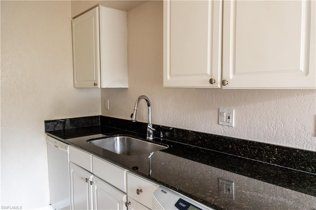 4627 Bayshore Dr , Unit I-4, Naples, FL 34112 Photo
