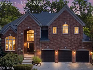 31132 LAGOON Drive, Novi, Mi 48377