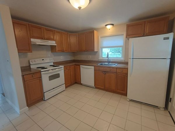 459 Appleton St, Unit H, Arlington, MA 02476