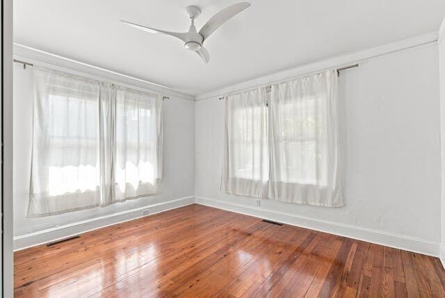 44 Oswego Street Photo 27