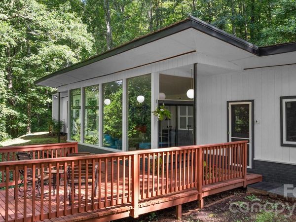 103 Riverwood Drive, Sylva, NC 28779