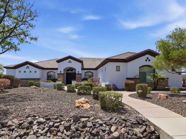 18135 W MISSOURI Avenue, Litchfield Park, AZ 85340