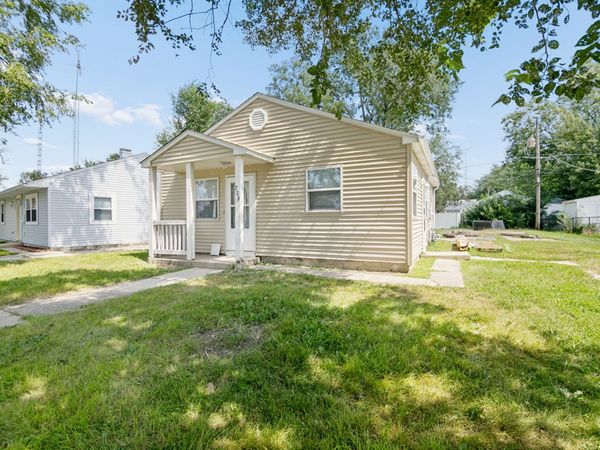 726 N Webster Circle , Kankakee, IL 60901