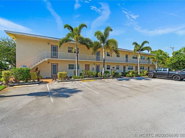 2950 SE Ocean Boulevard, Unit 133-3, Stuart, FL 34996