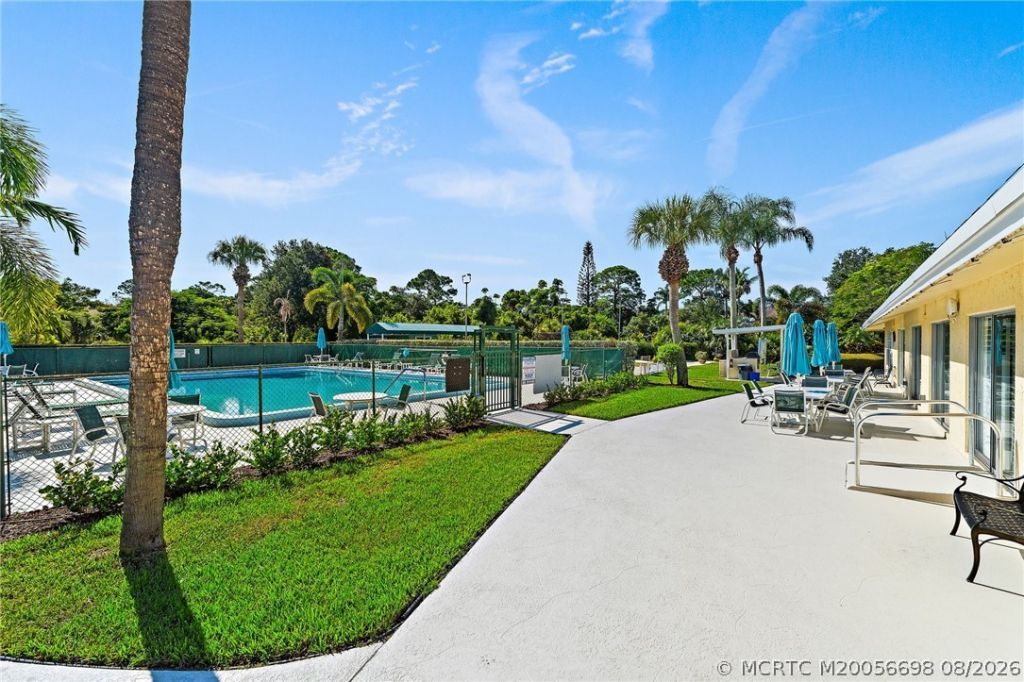 2950 SE Ocean Boulevard, Unit 133-3, Stuart, FL 34996 Photo