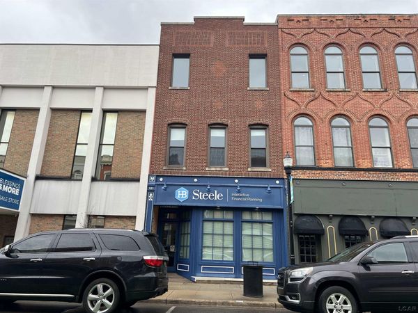 121 E Maumee , Adrian, MI 49221