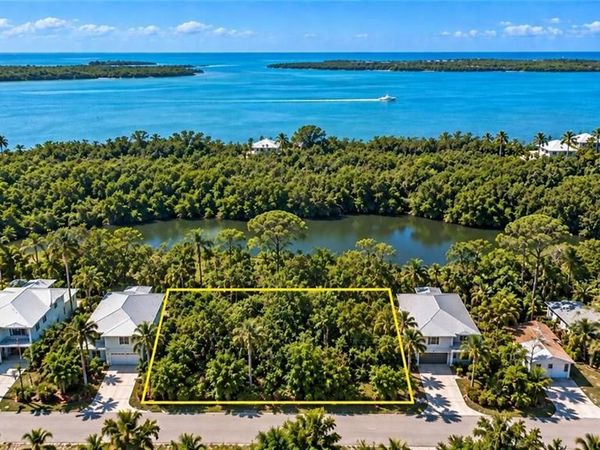 2950 Bourbon ST, ENGLEWOOD, FL 34224