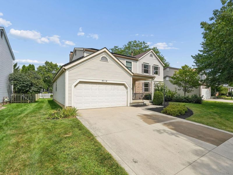 5714 Whispering Oak Boulevard, Hilliard, OH 43026 Photo 3