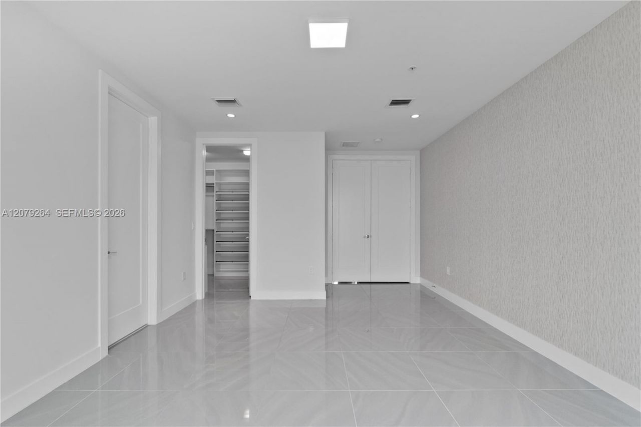 10517 NW 66th St, Doral, FL 33178 Photo