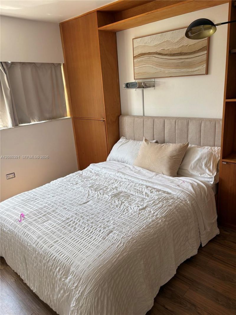 1881 Washington Ave, Unit 4G, Miami Beach, FL 33139 Photo