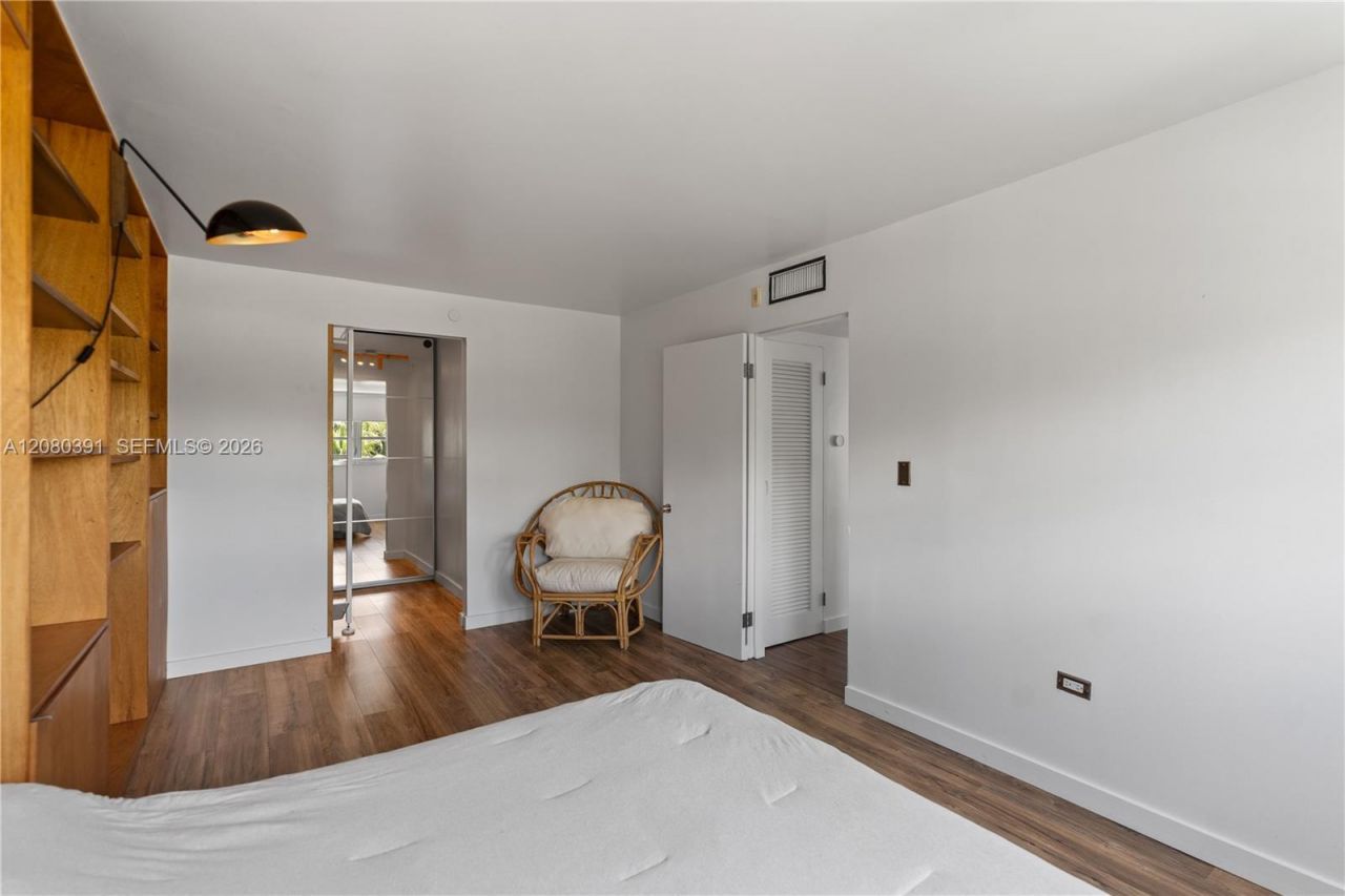 1881 Washington Ave, Unit 4G, Miami Beach, FL 33139 Photo