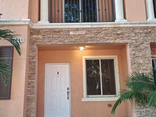 11381 SW 230th Ter , Miami, FL 33170