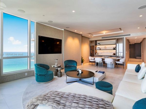 100 S Pointe Dr , Unit 2409, Miami Beach, FL 33139
