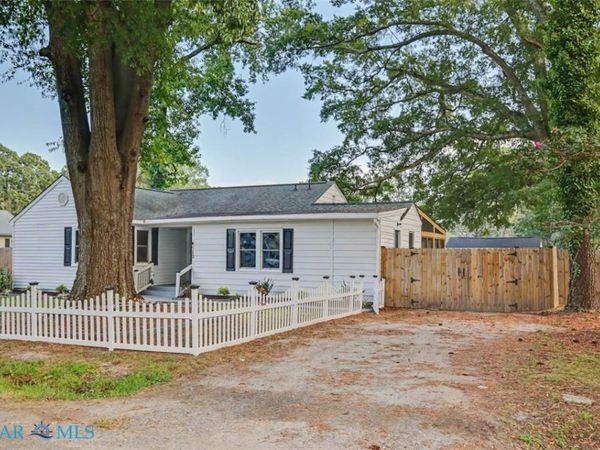712 Paul Street , Newport News, VA 23605