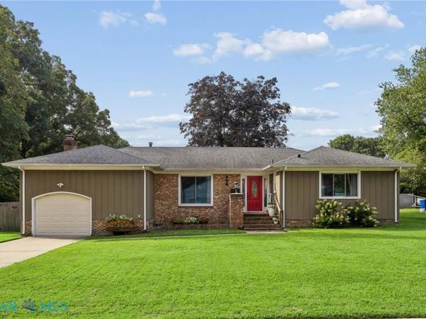 208 Tabbs Lane , Newport News, VA 23602