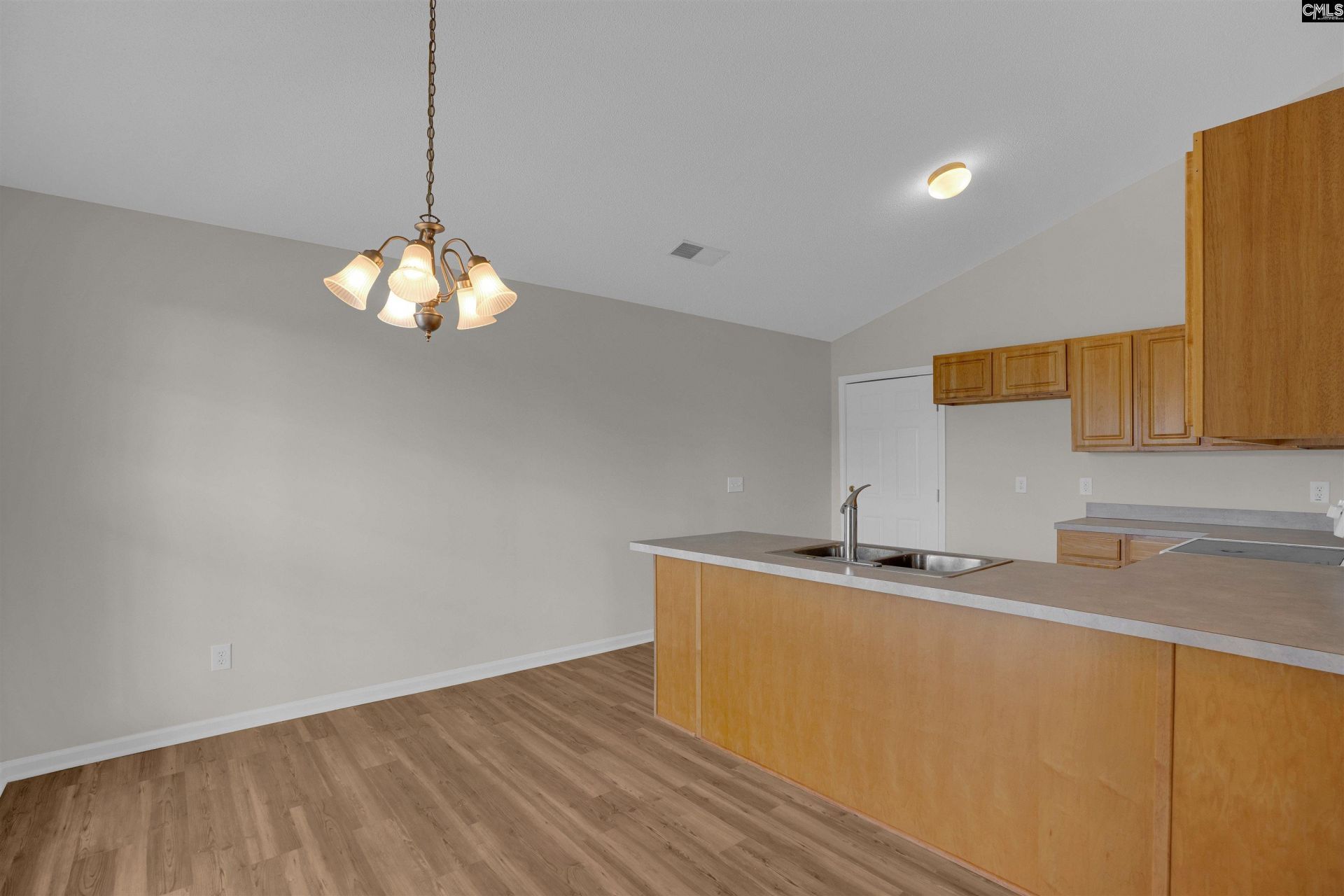 201 Covey Lane Photo 11