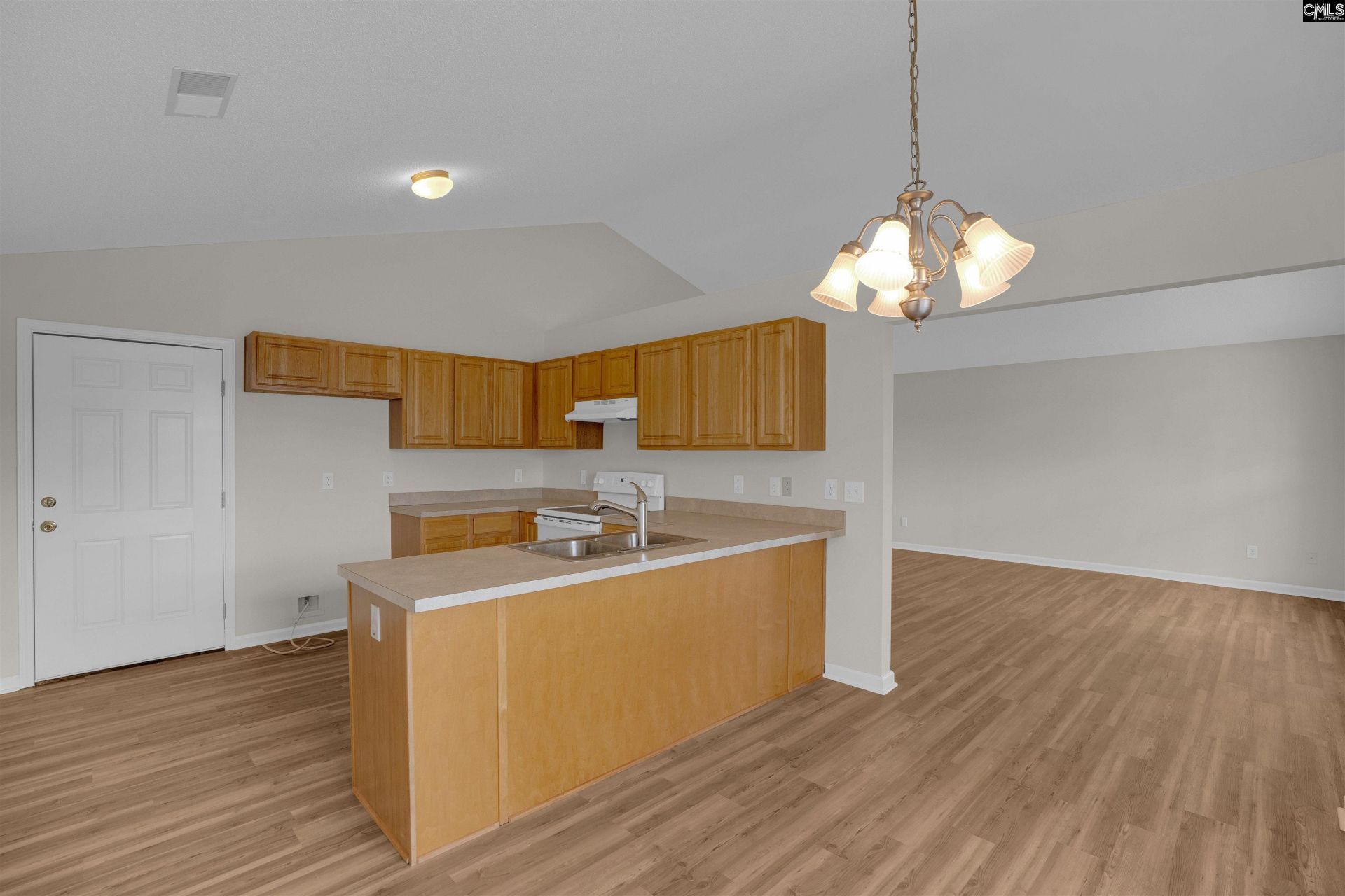 201 Covey Lane Photo 12