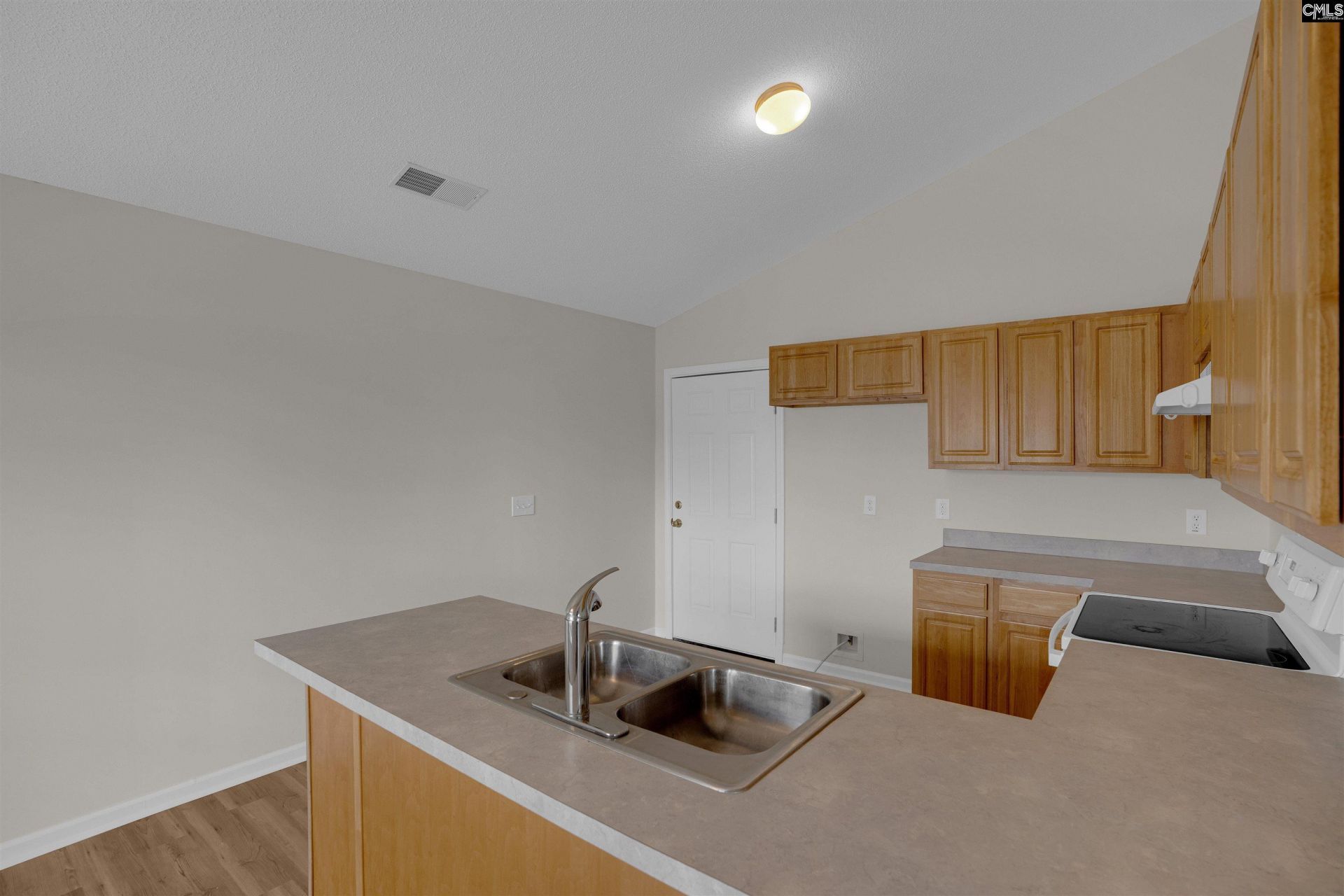 201 Covey Lane Photo 16