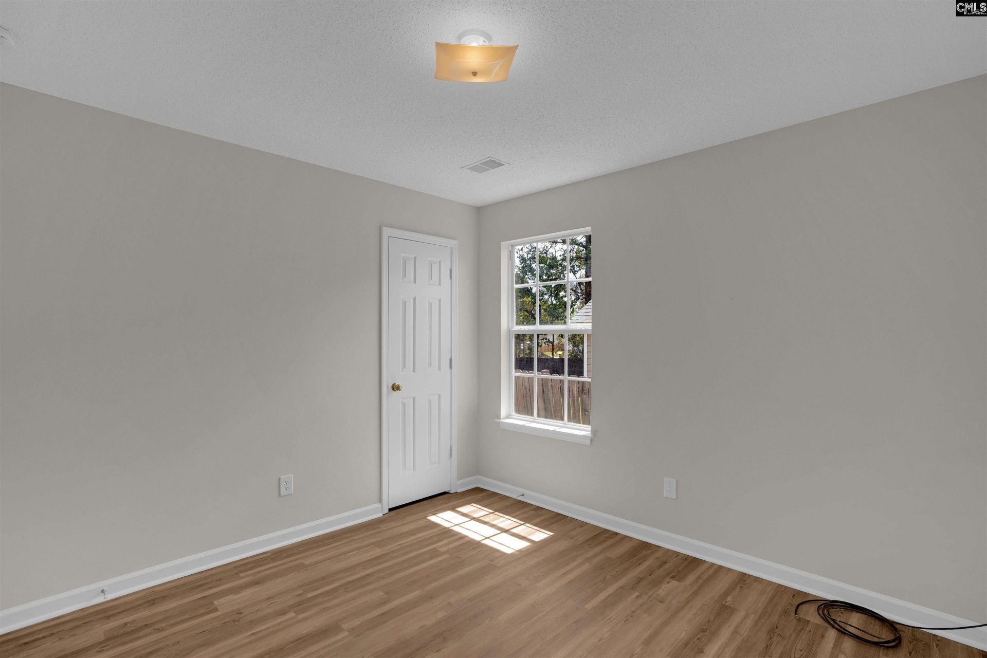 201 Covey Lane Photo 22