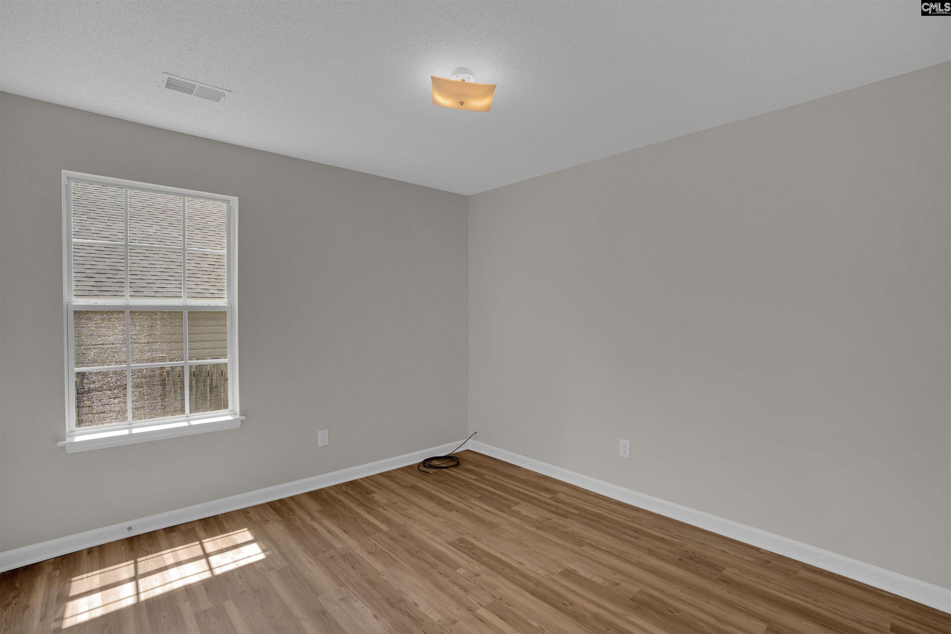 201 Covey Lane Photo 24