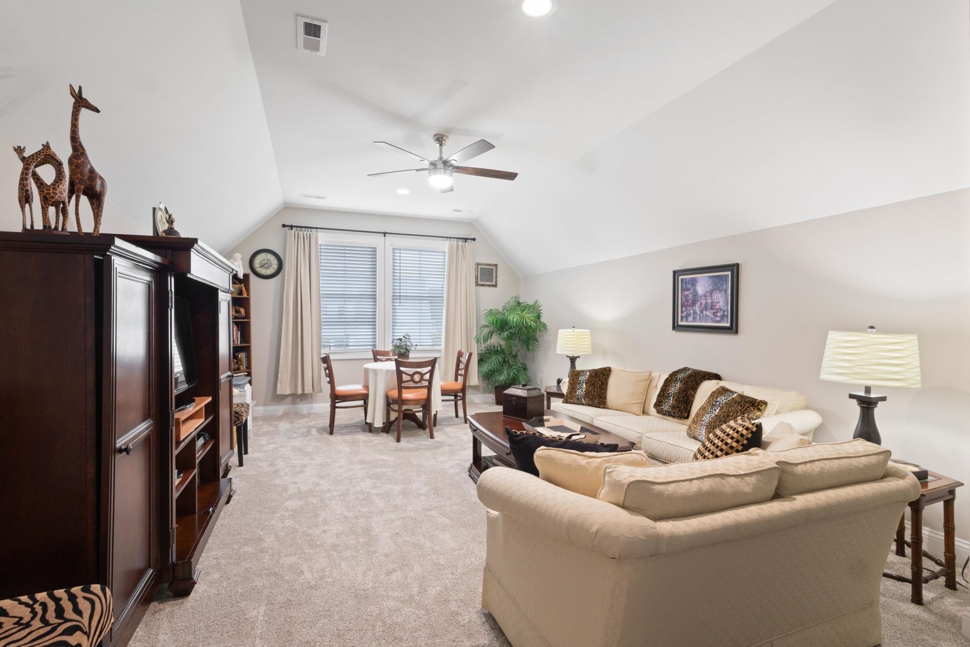 1136 Fiddlehead Way  Photo 16