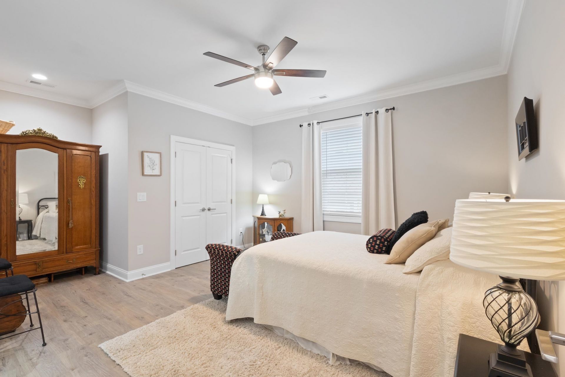 1136 Fiddlehead Way  Photo 32