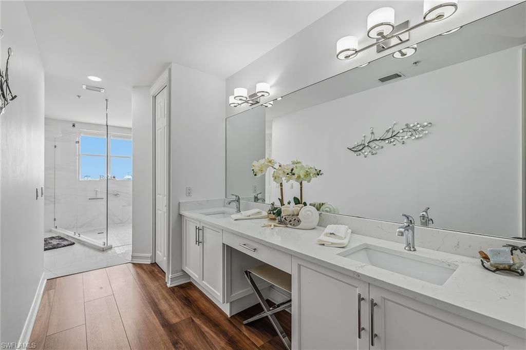 9566 Gulf Shore Dr, Unit 201, Naples, FL 34108 Photo