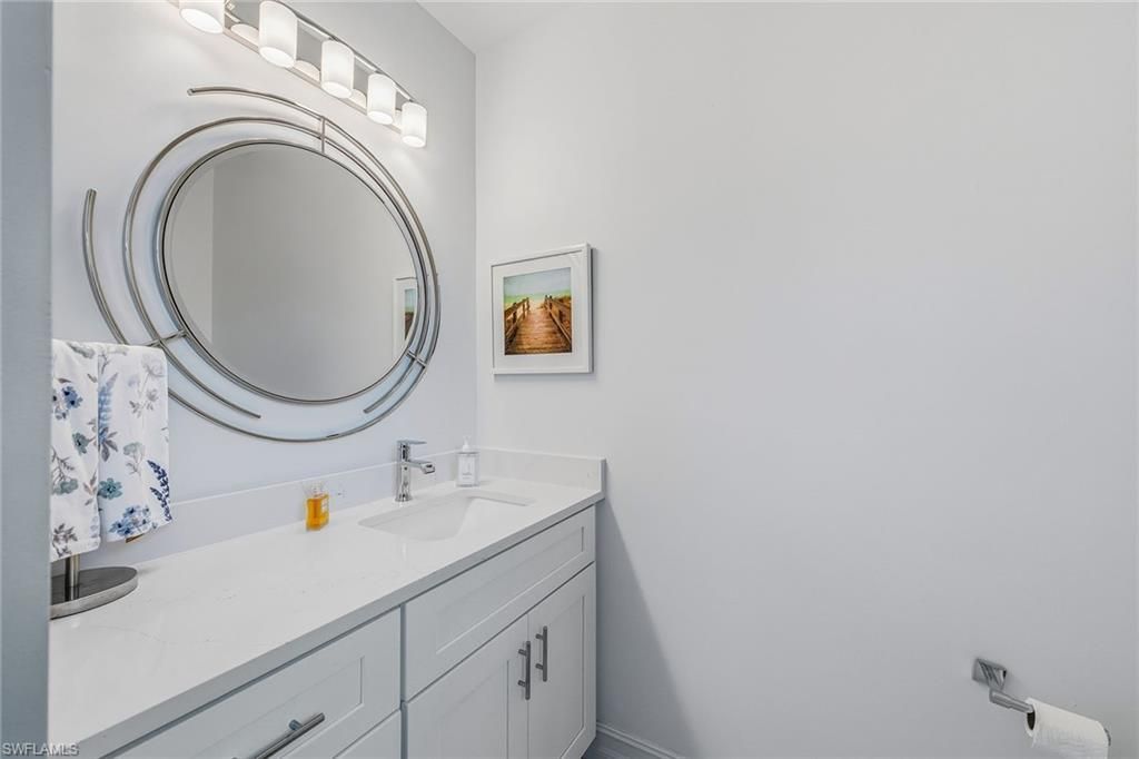 9566 Gulf Shore Dr, Unit 201, Naples, FL 34108 Photo