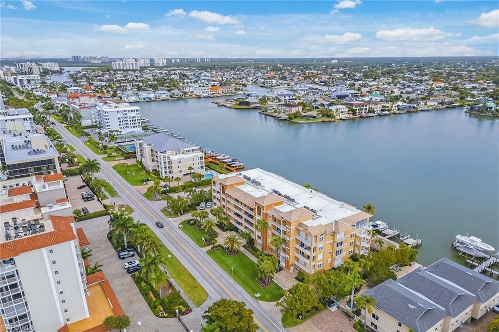 9566 Gulf Shore Dr, Unit 201, Naples, FL 34108 Photo