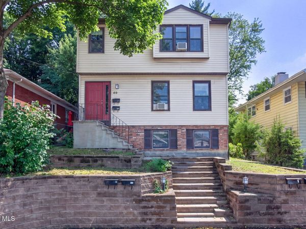 49 Hillcrest Avenue, Albany, NY 12203