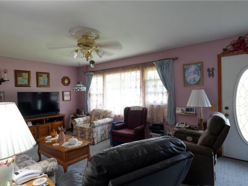 100 Vicky Lane, Heath, OH 43056 Photo 4