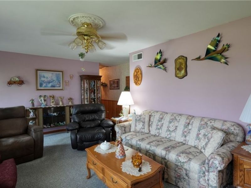100 Vicky Lane, Heath, OH 43056 Photo 5