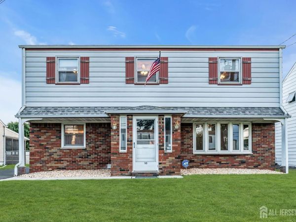 140 Camelot Drive , Port Reading, NJ 07064