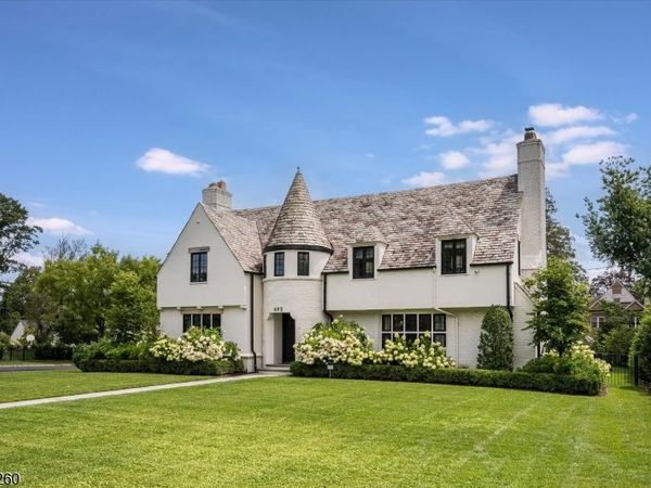495 Ridgewood Ave, Glen Ridge, NJ 07028