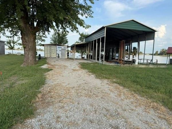 500 Lake Shore Drive, Big Lake, MO 64437