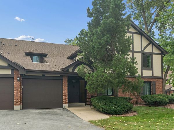8225 Juniper Court , Unit 34D, Palos Hills, IL 60465