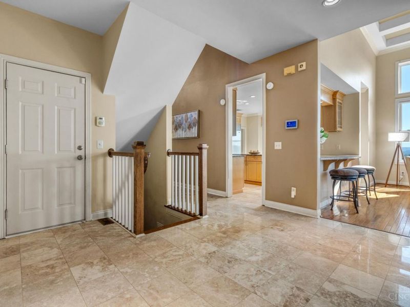 1046 Tuscany Place, Cincinnati, OH 45226 Photo 10
