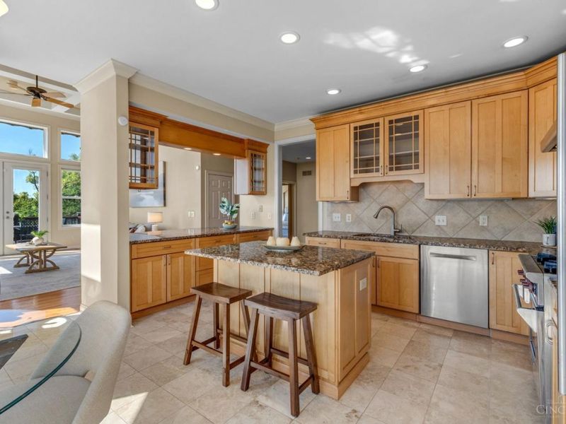 1046 Tuscany Place, Cincinnati, OH 45226 Photo 27