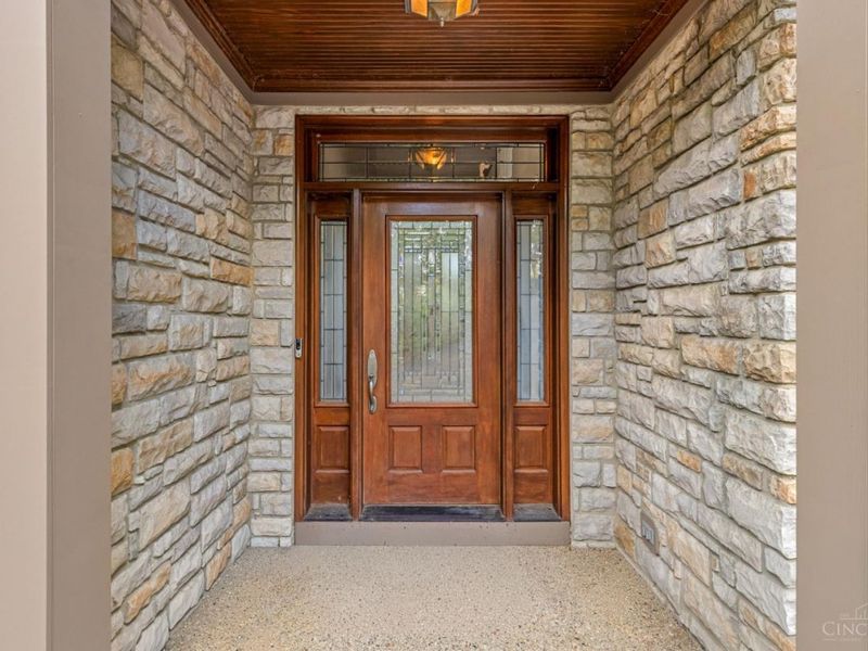 1046 Tuscany Place, Cincinnati, OH 45226 Photo 3