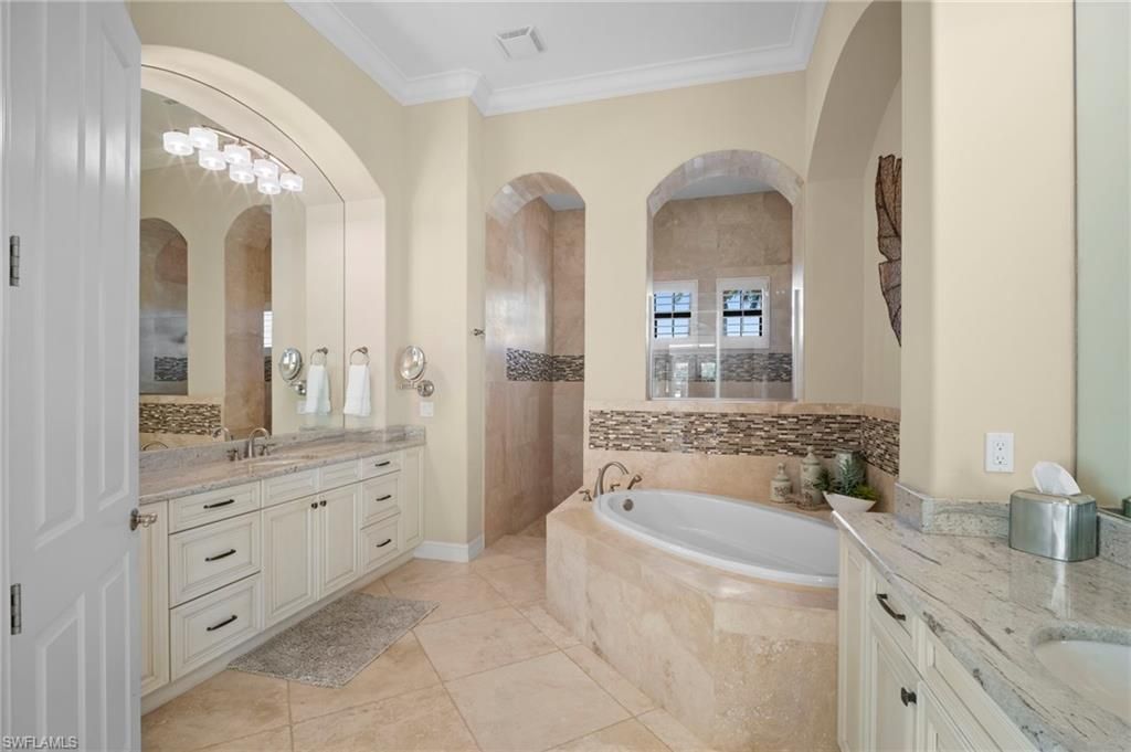 6482 Carema Ln, Naples, FL 34113 Photo