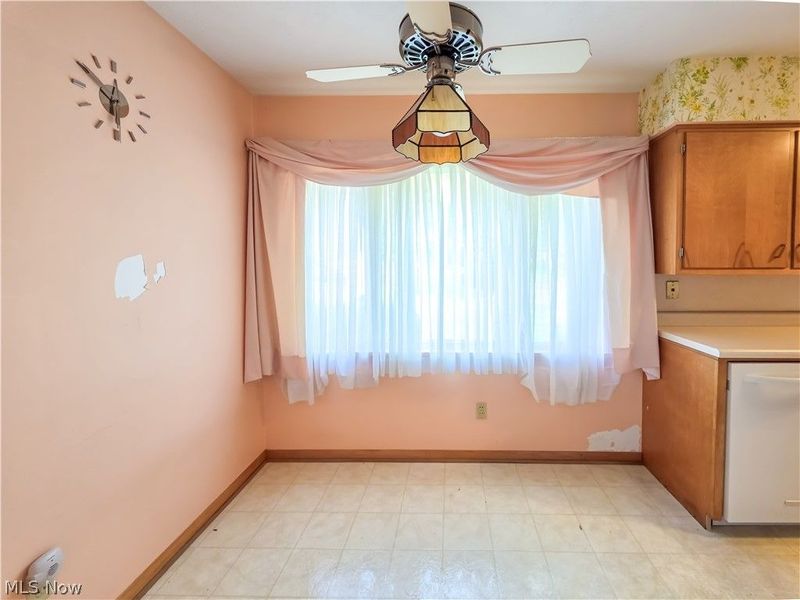 1815 Glenmont Drive NW, Canton, OH 44708 Photo 19
