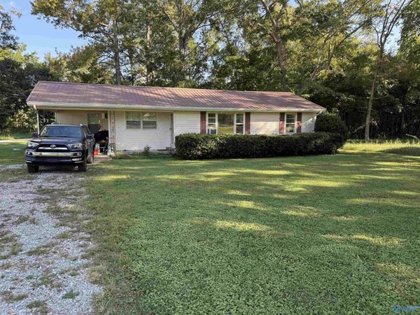 17854 County Road 460, Moulton, AL 35650