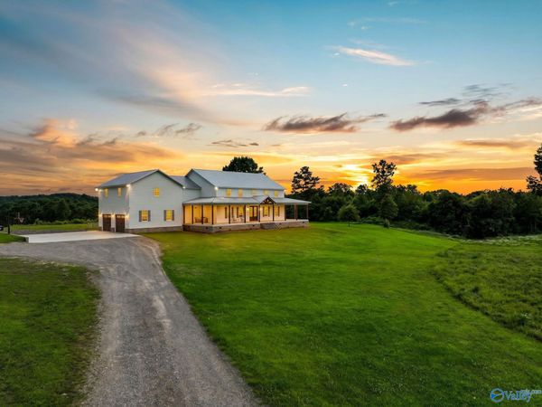 387 Emory Drive, Arab, AL 35016