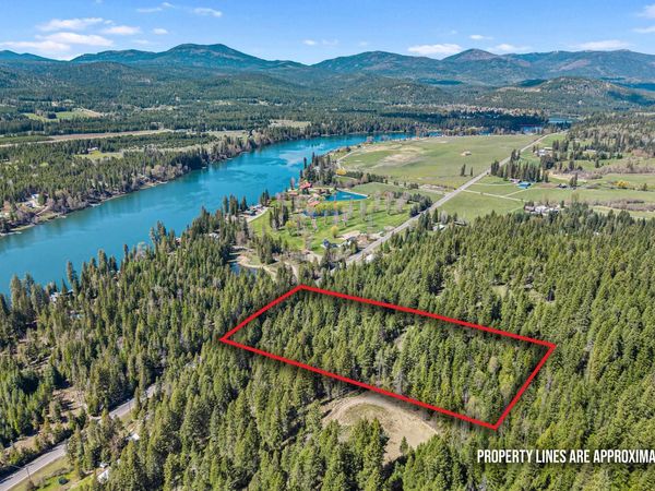 30762 N Leclerc Rd, Ione, WA 99139