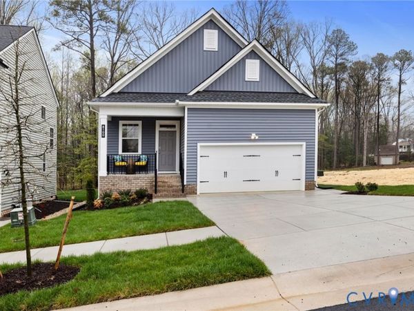 8100 Lyndale Drive , North Chesterfield, VA 23235