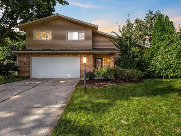 5413 Jonquil Court, Middleton, WI 53562