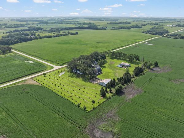 24975 Mower Freeborn Road , Austin, MN 55912