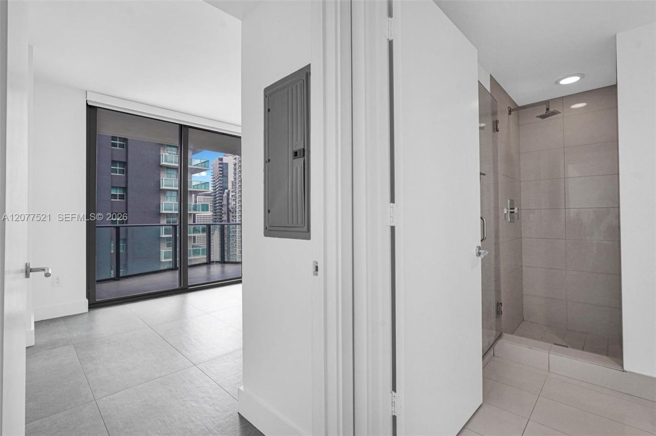 1300 S Miami Ave, Unit 2811, Miami, FL 33130 Photo